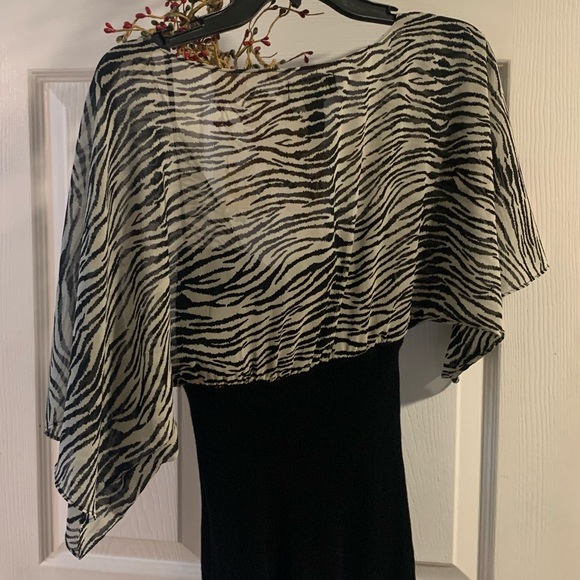 GUESS Authentic Brand Top (Size - XS) Sweater Shirting - Picture 4 of 13